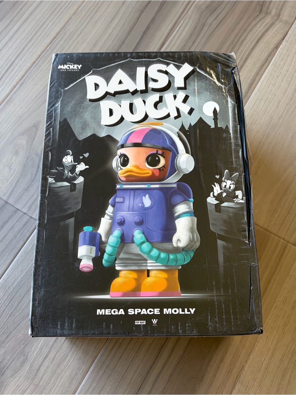 Daisy Duck Mega Space Molly 400%